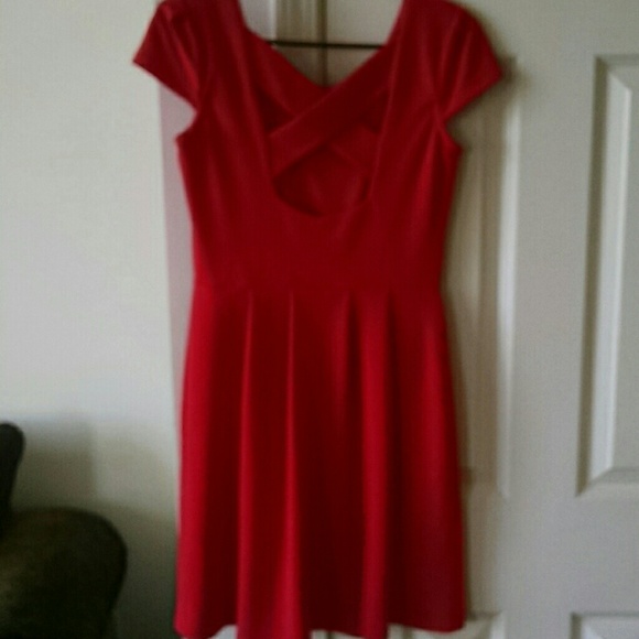 Red midi - Picture 4 of 5